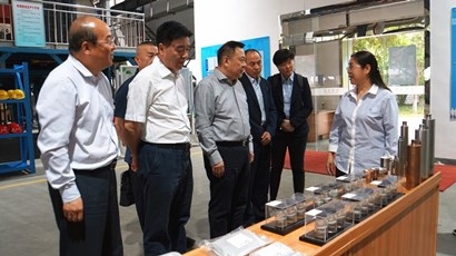 集团辅导金辉一行调查西安赛隆金属资料有限公司
