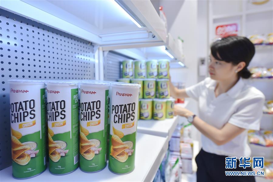 （新华全媒头条·壮阔东方潮　奋进新时期——庆祝鼎新盛开40年·图文互动）（5）敢为全国先 爱拼才会赢——“晋江经验”启迪录 